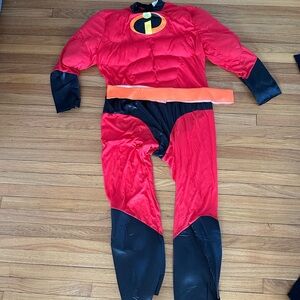 *No mask* Men’s Mr. incredible Muscle Costume size 2XL
